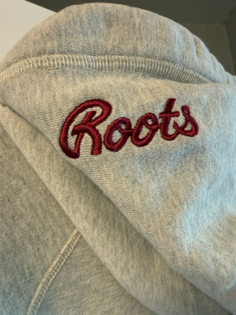 🍁 Roots Hoodie with Maroon Maple Leaf - Picture 2 of 4